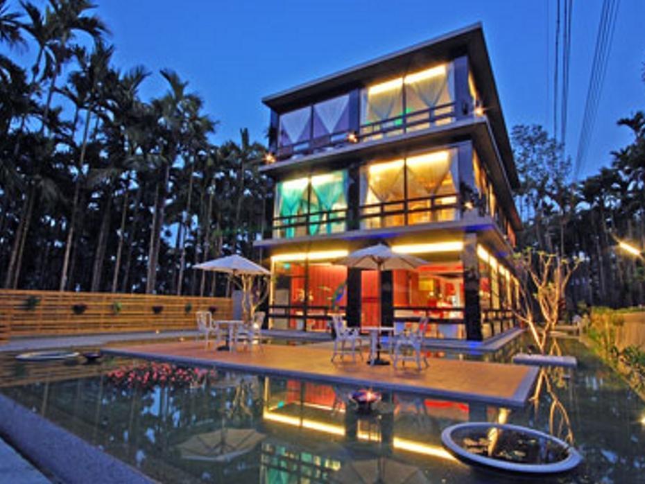 Full House Bed And Breakfast Nantou Buitenkant foto