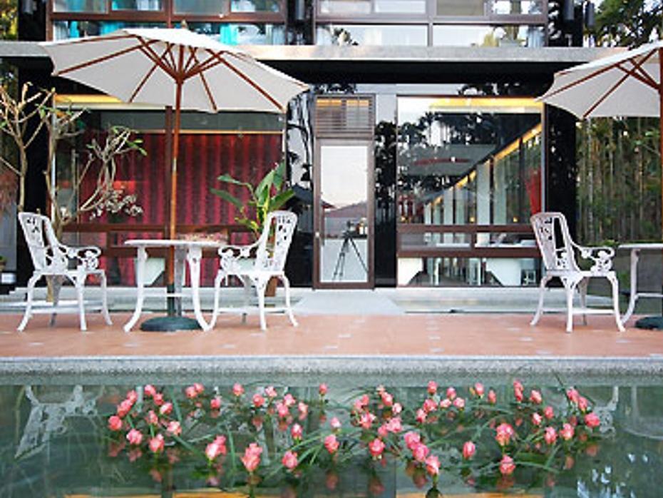 Full House Bed And Breakfast Nantou Buitenkant foto