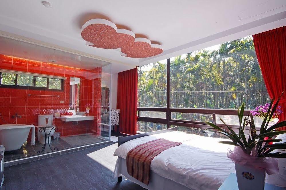 Full House Bed And Breakfast Nantou Buitenkant foto