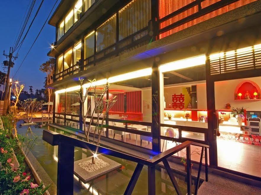 Full House Bed And Breakfast Nantou Buitenkant foto